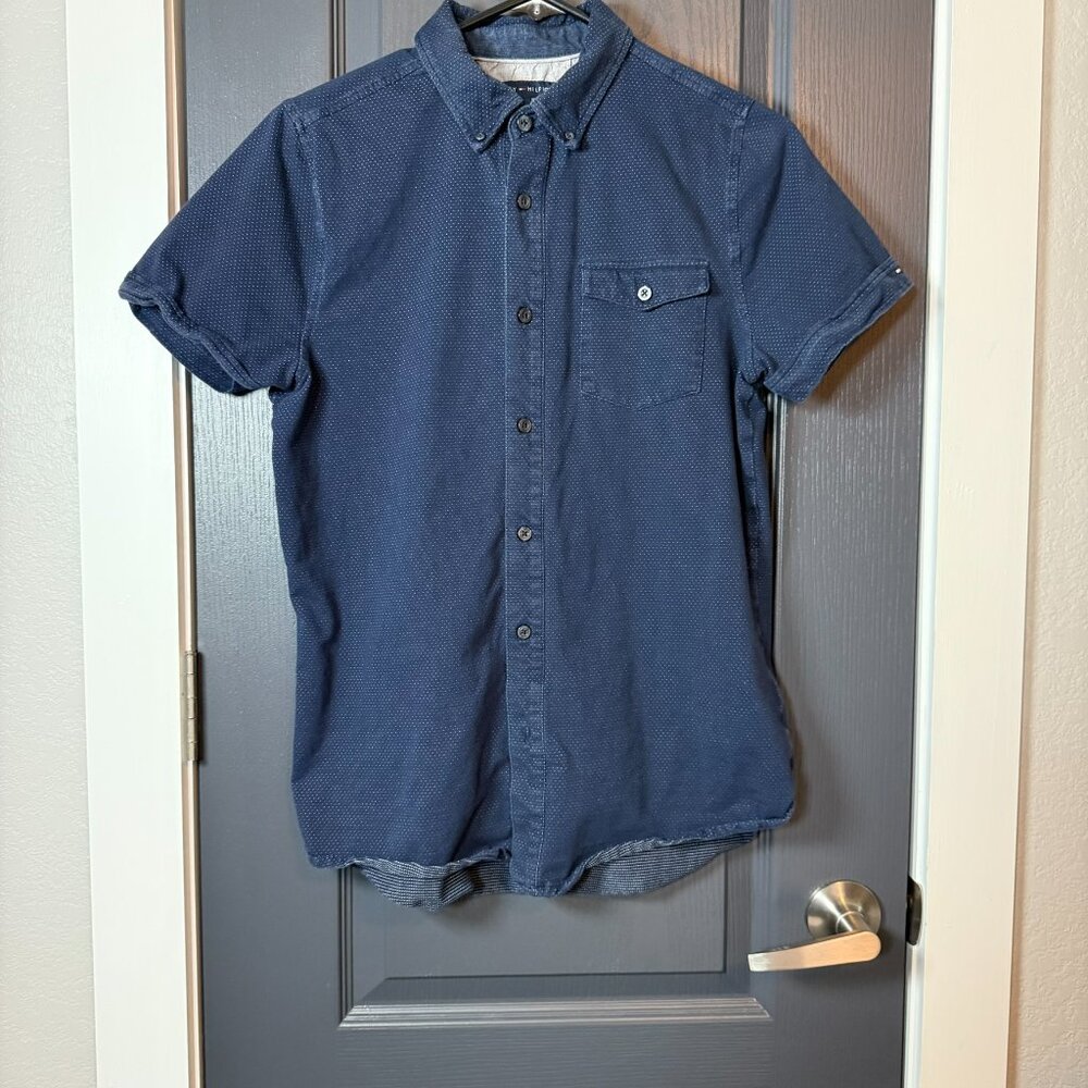 Men's Button Up Shirt - Tommy Hilfiger- Navy- Size S- Gently Used
